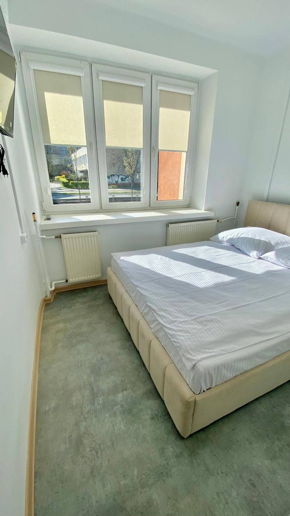 Hostel Harmonia Varsovie Extérieur photo
